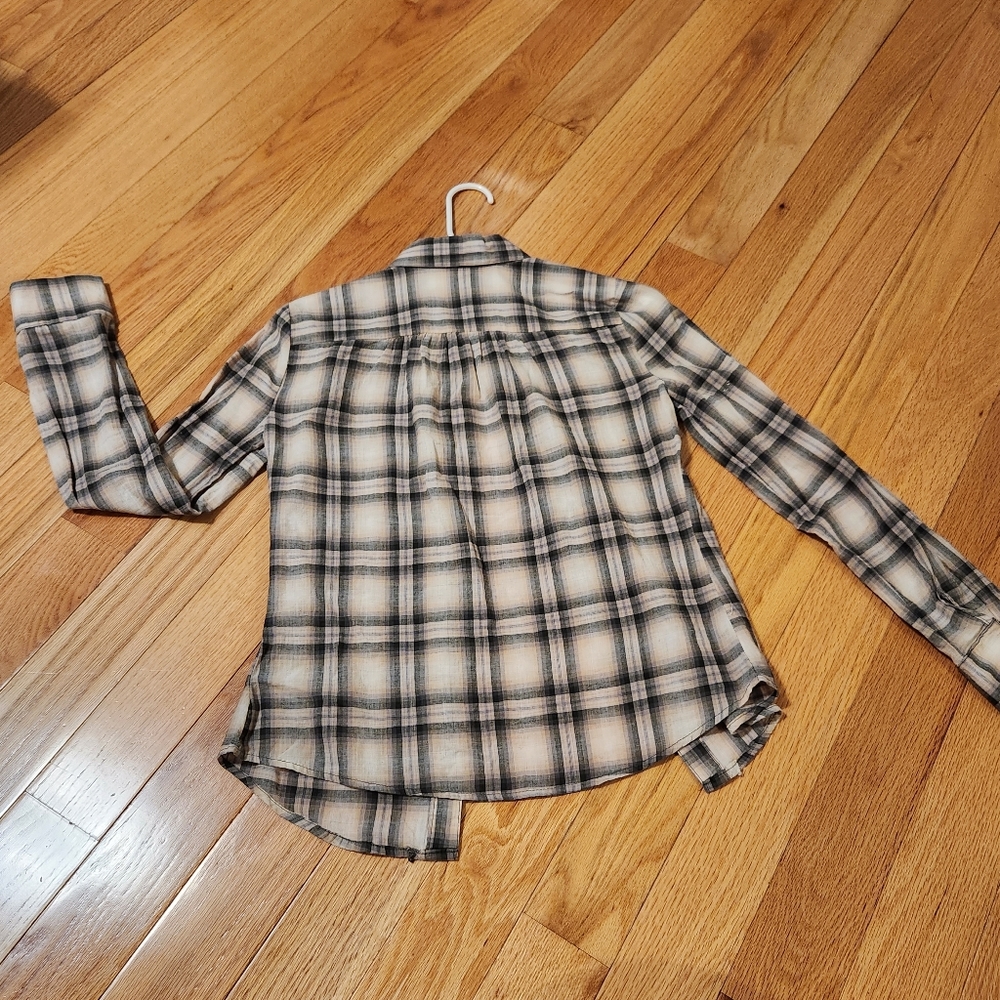 Great Ruffle Trim Shirt - Picture 11 of 11